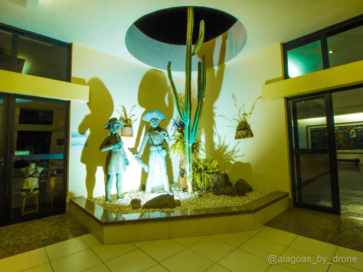 Xingo Parque Hotel Canindé de São Francisco Exterior photo